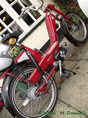 Kneel's Wheels at Claydon