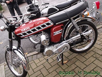Kneel's Wheels at Claydon
