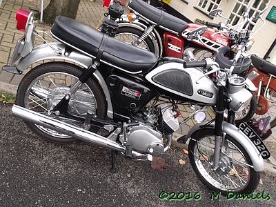 Kneel's Wheels at Claydon
