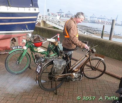 EACC Mince Pie Run at Shotley Shipwreck