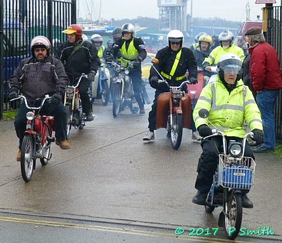 EACC Mince Pie Run leaving Ipswich