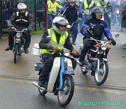 EACC Mince Pie Run leaving Ipswich