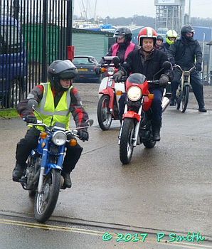 EACC Mince Pie Run leaving Ipswich