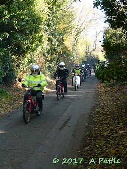Kneels’s Wheels leaving Great Blakenham