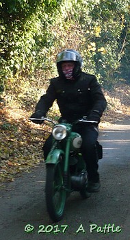 Kneels’s Wheels leaving Great Blakenham