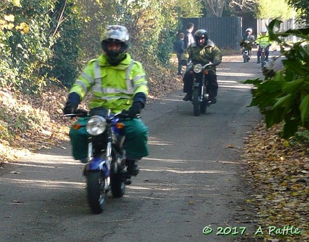 Kneels’s Wheels leaving Great Blakenham