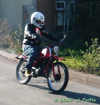 Kneels’s Wheels in Paper Mill Lane