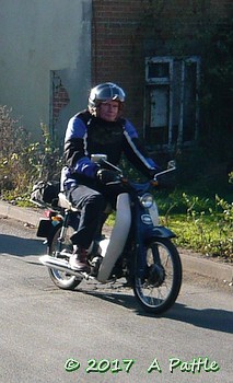 Kneels’s Wheels in Paper Mill Lane