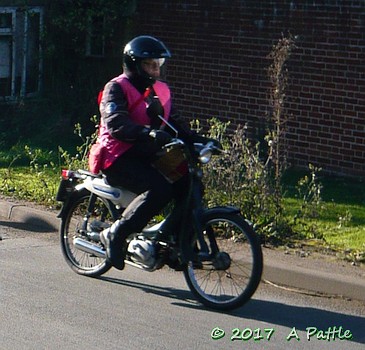 Kneels’s Wheels in Paper Mill Lane
