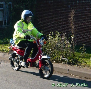Kneels’s Wheels in Paper Mill Lane