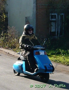 Kneels’s Wheels in Paper Mill Lane