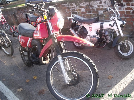 Kneels’s Wheels at Claydon