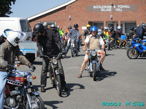 Peninsularis Run at Bucklesham village hall