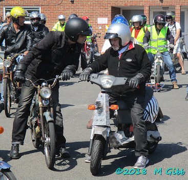 Peninsularis Run at Bucklesham village hall