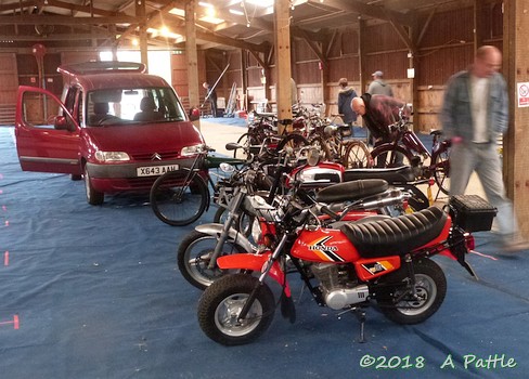 Setting up the EACC stand at Copdock Show