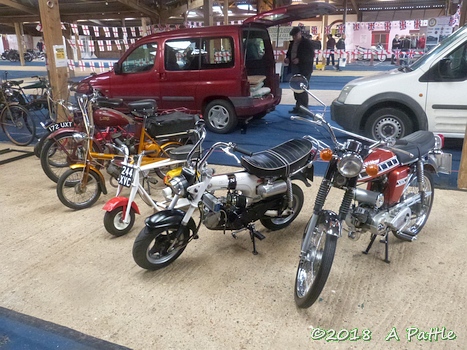 Setting up the EACC stand at Copdock Show
