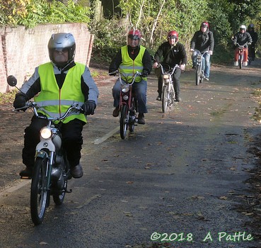 Kneel’s Wheels leaving Great Blakenham village hall