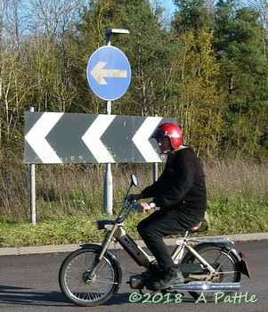 Kneel’s Wheels approaching Claydon