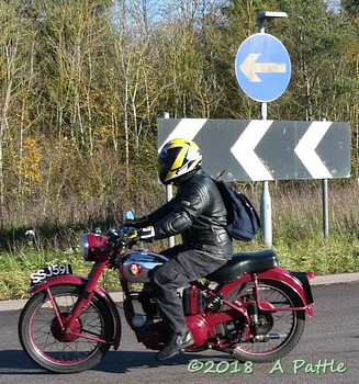 Kneel’s Wheels approaching Claydon