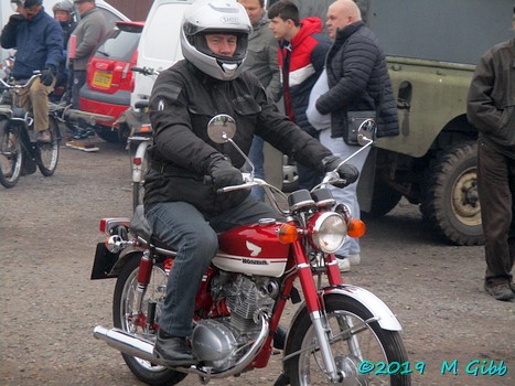 EACC Mince Pie Run leaving Ipswich