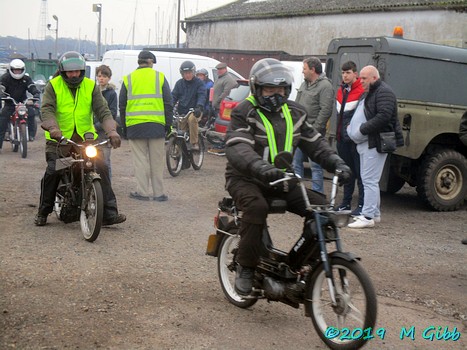 EACC Mince Pie Run leaving Ipswich