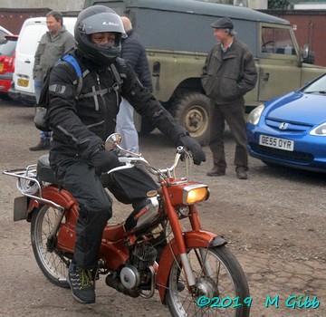 EACC Mince Pie Run leaving Ipswich