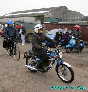 EACC Mince Pie Run leaving Ipswich