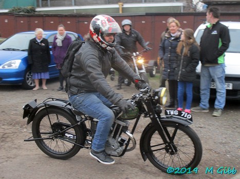 EACC Mince Pie Run leaving Ipswich