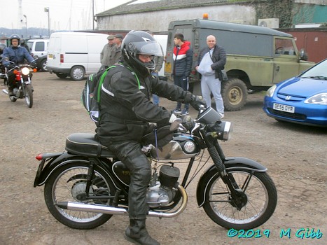 EACC Mince Pie Run leaving Ipswich