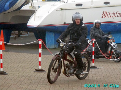EACC Mince Pie Run at Shotley Shipwreck