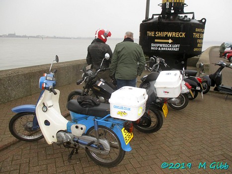 EACC Mince Pie Run at Shotley Shipwreck