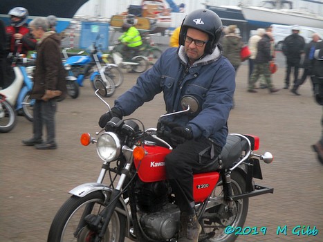 EACC Mince Pie Run leaving Shotley Shipwreck