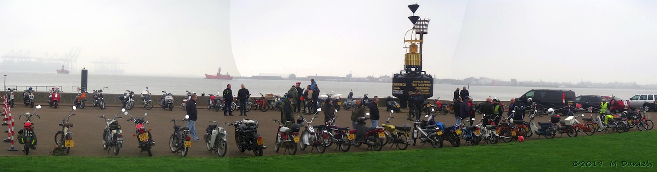 EACC Mince Pie Run at Shotley Shipwreck