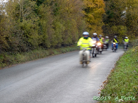 Kneels Wheels approaching Claydon