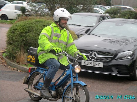 Kneels Wheels leaving Claydon