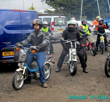 Mince Pie Run leaving Orwell Yacht Club