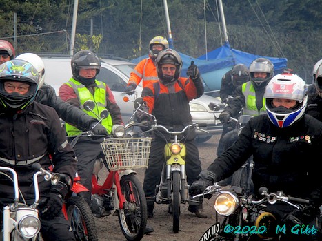 Mince Pie Run leaving Orwell Yacht Club