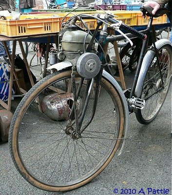 Le Poulain cyclemotor