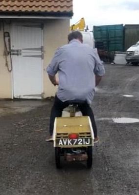 Ariel Three AVK 721J