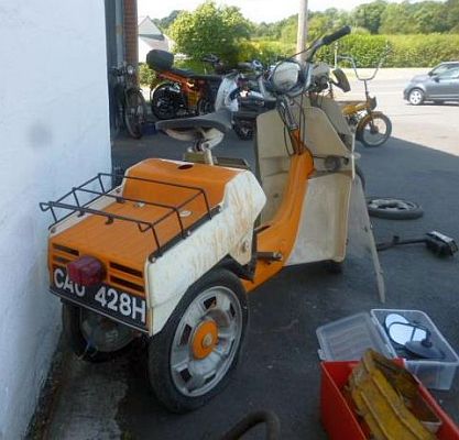 Ariel Three CAU 428H