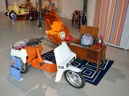 Ariel Three CBW 119J