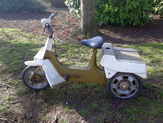 Ariel Three CON 657K