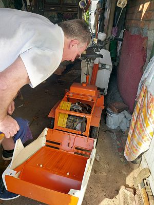 Ariel Three FLK 268J