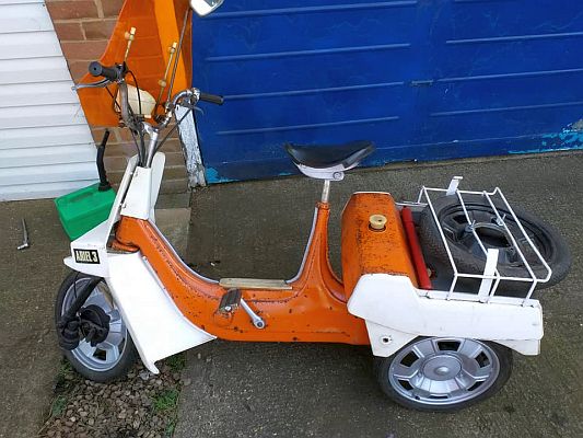 Ariel Three FRA 522L