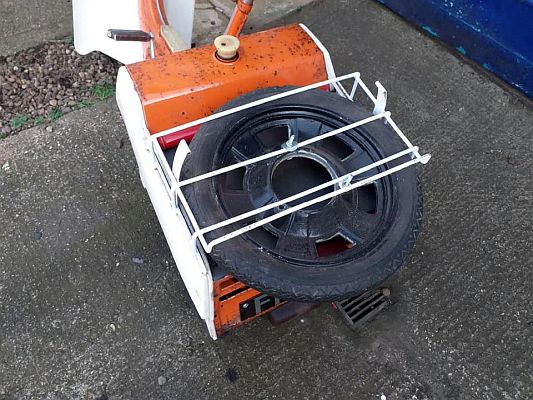 Ariel Three FRA 522L