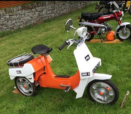 Ariel Three GCH 717J