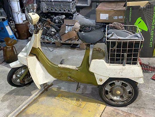 Ariel Three GFD 971N