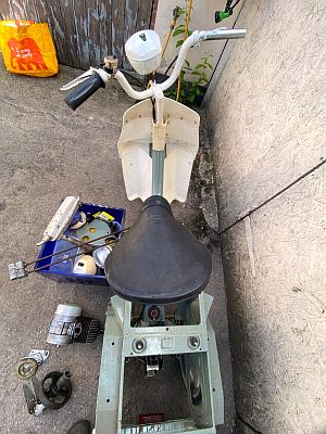 Ariel Three GFD 971N