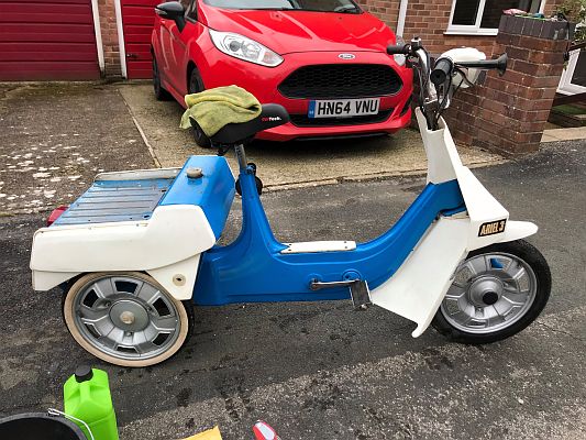 Ariel Three GPD 869J