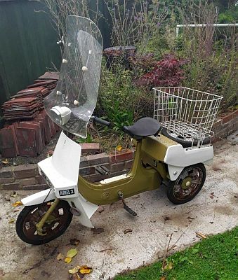 Ariel Three GWW 112J